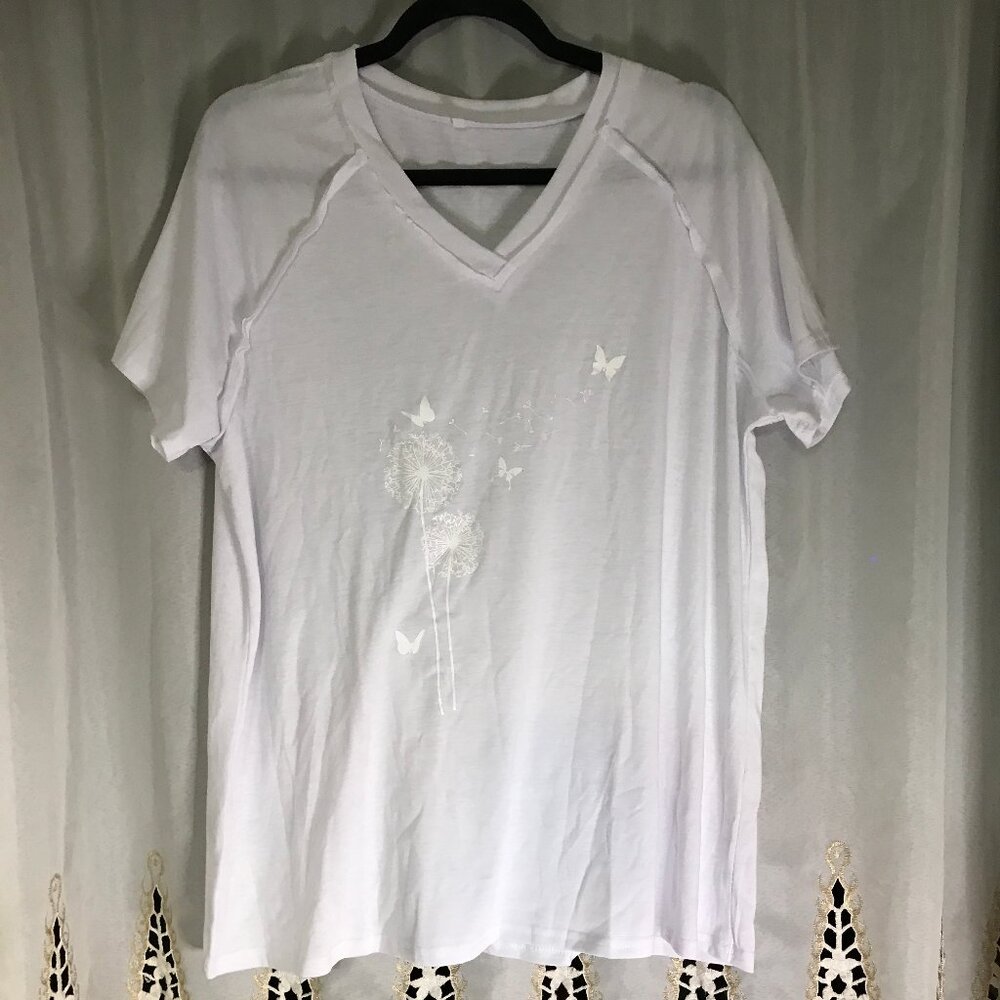 High Quality Women's T Shirt with Front White Floral Dandelion Print 3 XL